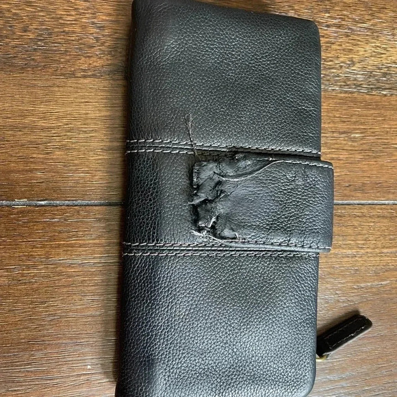 Fossil leather wallet - Picture 10 of 15